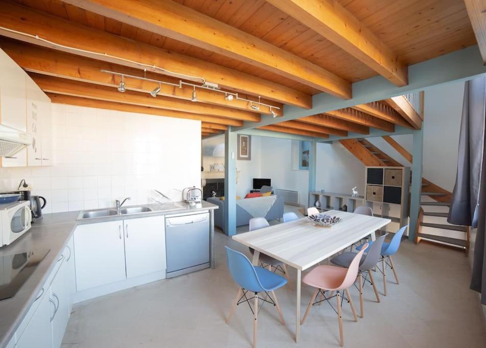 Maison Type Loft - Avec Parking En Plein Centre La Rochelle  Buitenkant foto