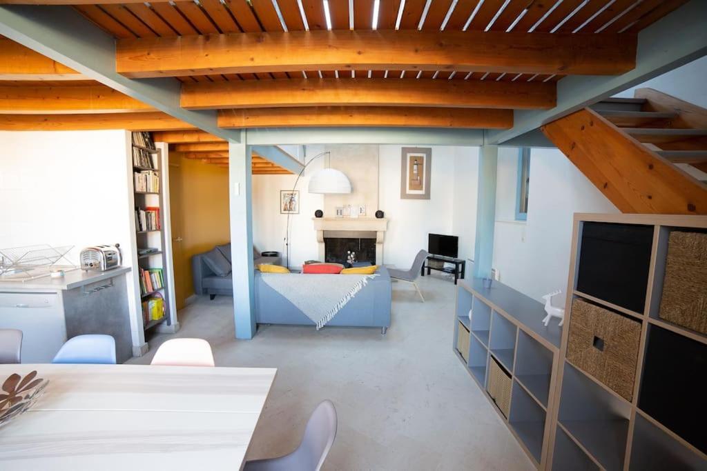 Maison Type Loft - Avec Parking En Plein Centre La Rochelle  Buitenkant foto
